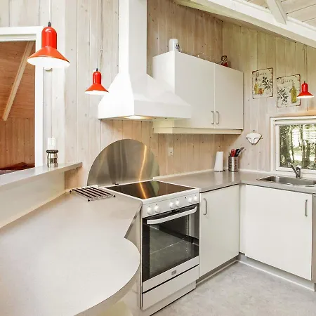 Three-bedroom Holiday In Blavand 17 Ho